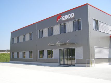 GECO, a.s. - Plzeň (Prefabricated production and storage halls) - REFERENCES CZ