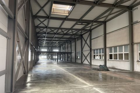 VETROPACK MORAVIA GLASS, akciová společnost (Prefabricated production and storage halls) - REFERENCES CZ