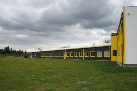 PBtisk a.s. (Montované výrobní a skladové haly) - STAVBA HAL A BUDOV V ČR