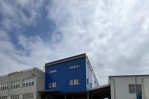 VETROPACK MORAVIA GLASS, akciová společnost (Vorgefertigte Produktions und Lagerhallen) - REFERENZEN CZ
